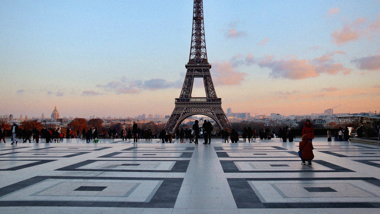 Billets tour eiffel les verifications a faire avant d