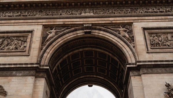 Arc de Triomphe : l’exposition La Tempête s’installe, accès et tarifs à vérifier