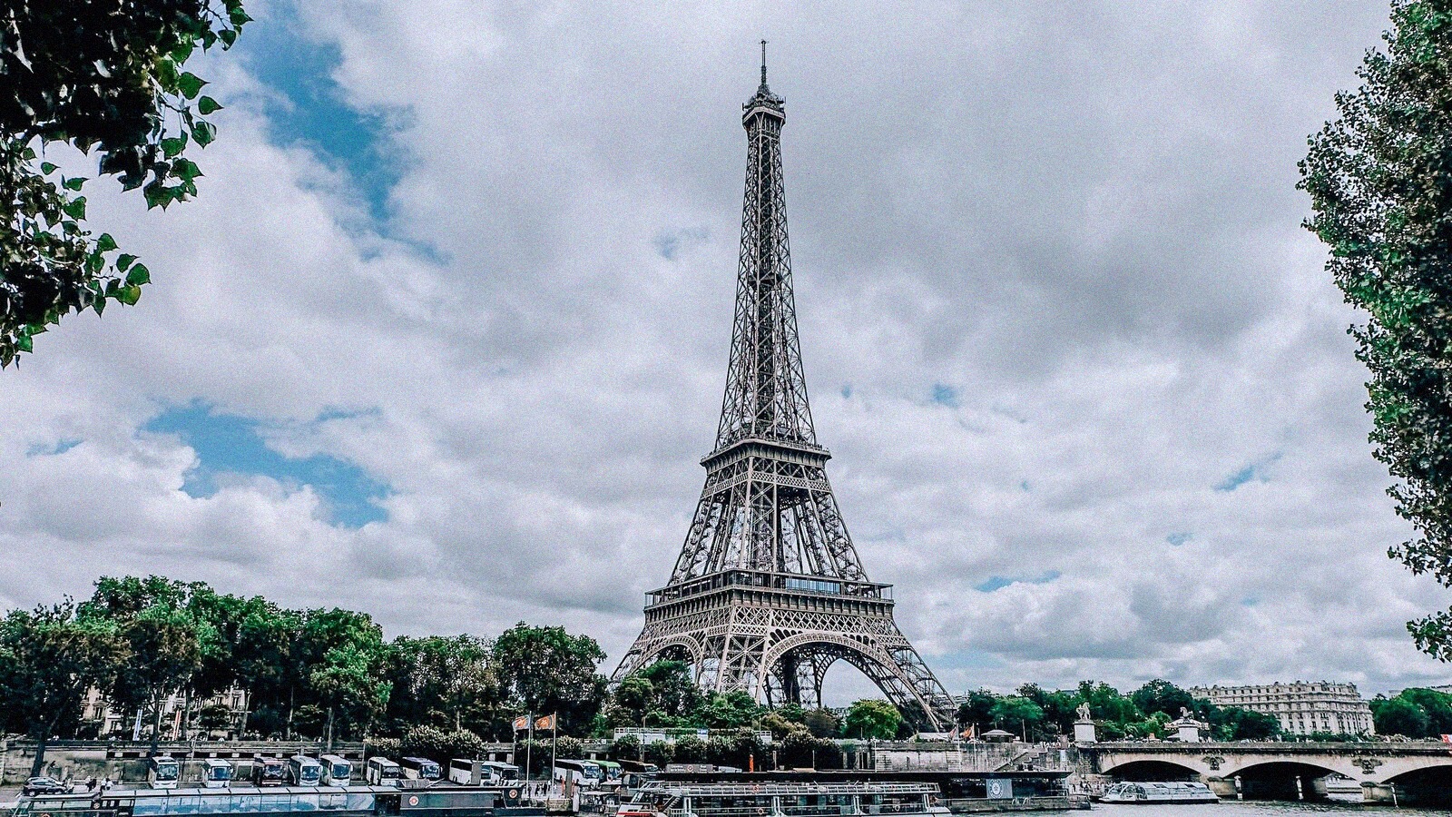 Tour eiffel bir hakeim fermee certains dimanches comment