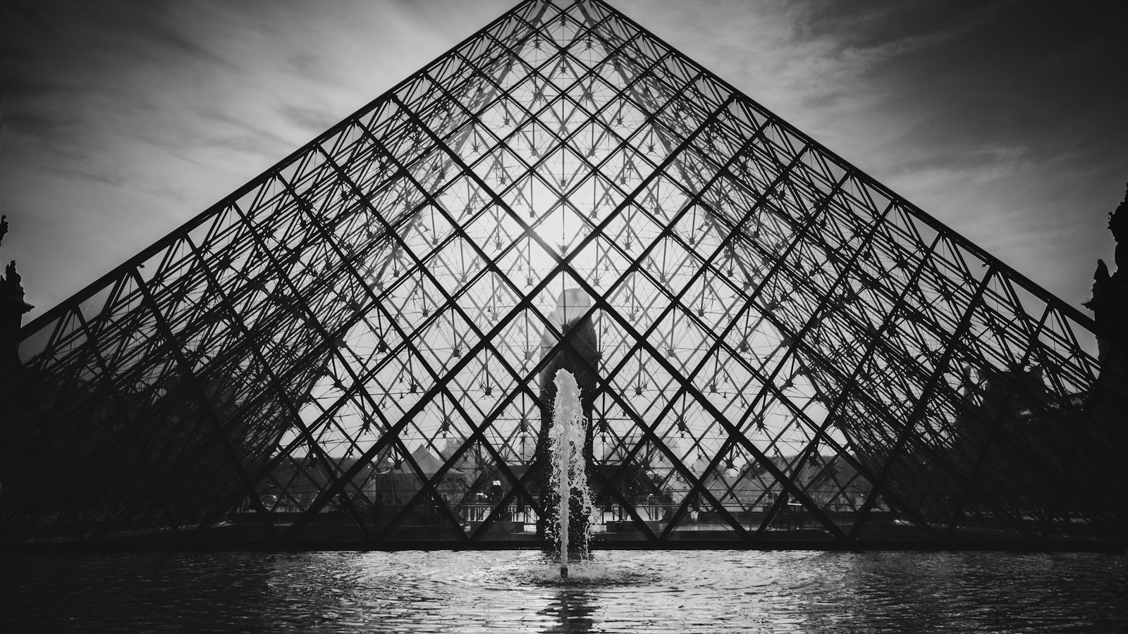 Fermeture exceptionnelle du musee du louvre le samedi 24